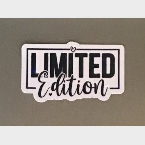 Limited Edition 8 x 4,5 cm.